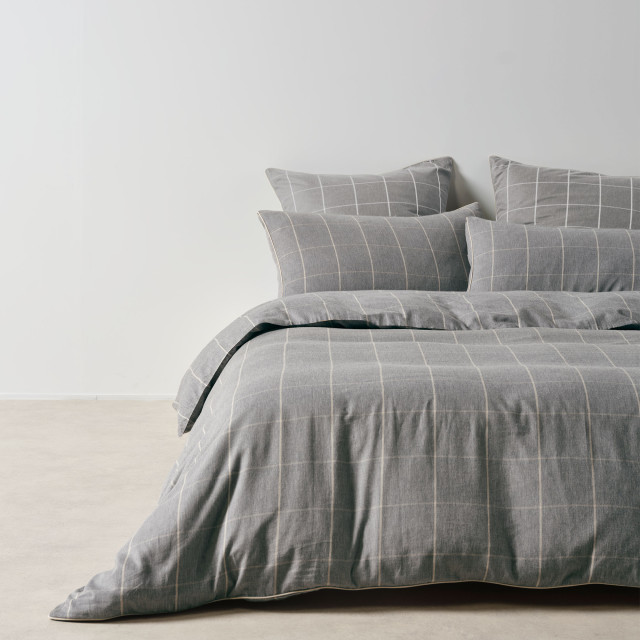 Linen House Atrium Shadow Duvet Cover Set - Super King