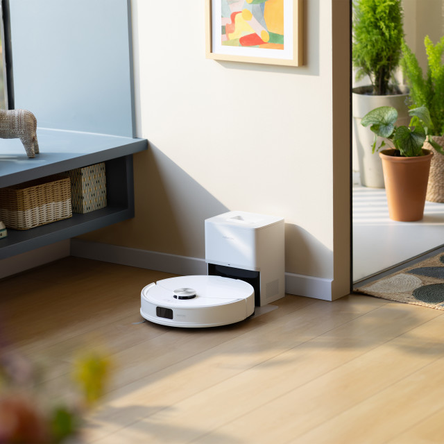 Roborock Q7 TF Smart Multi-Surface Robot Vacuum - White