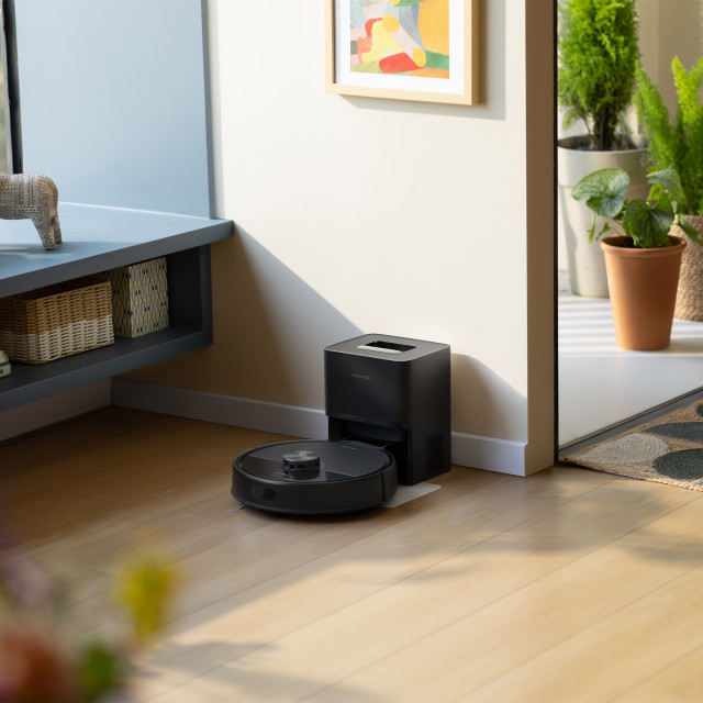 Roborock Q7 TF Smart Multi-Surface Robot Vacuum - Black