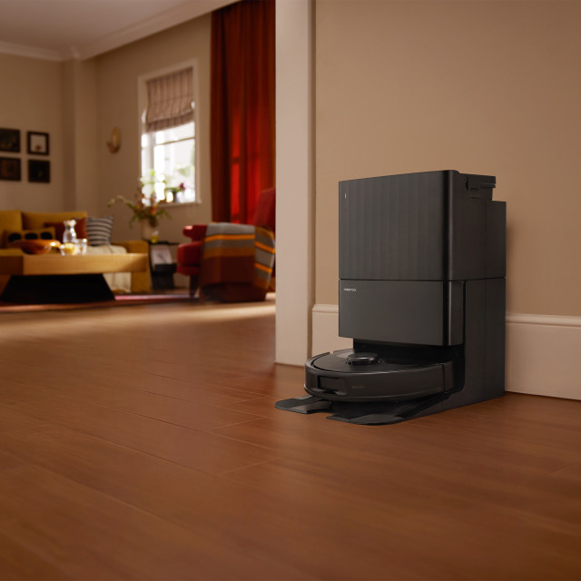 Roborock QR 798 SmartClean Robot Vacuum & Mop - Black