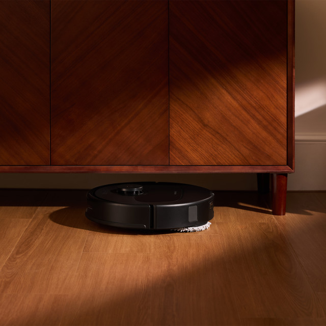 Roborock QR 798 SmartClean Robot Vacuum & Mop - Black
