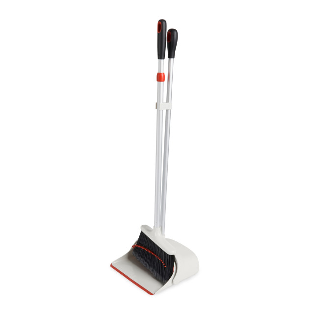 OXO Good Grips Large Sweep Set with Extendable Broom