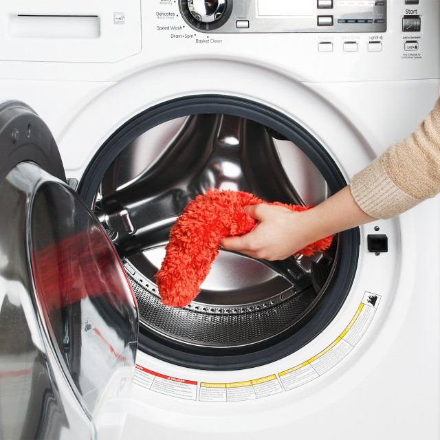 OXO Good Grips Long Reach Dusting System with Pivoting Heads