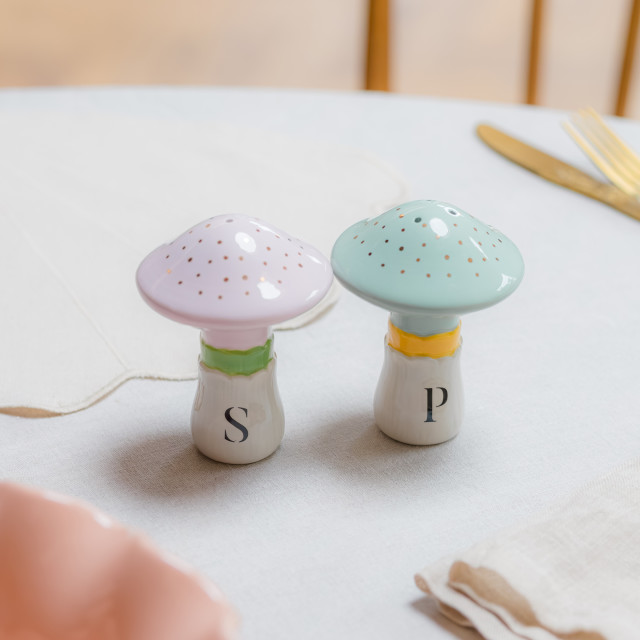 Yvonne Ellen Mushroom Salt & Pepper Shaker Set