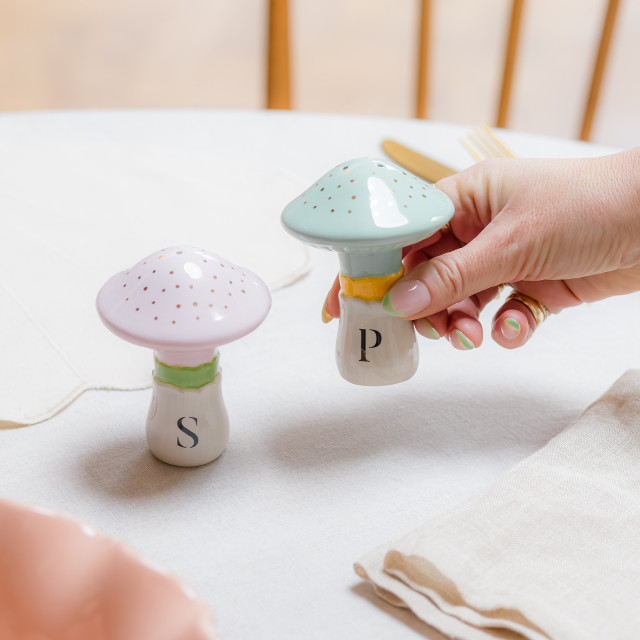 Yvonne Ellen Mushroom Salt & Pepper Shaker Set