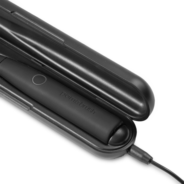 Poma Lifestyle Pomabrush Model 2.0 with UV Charging Case