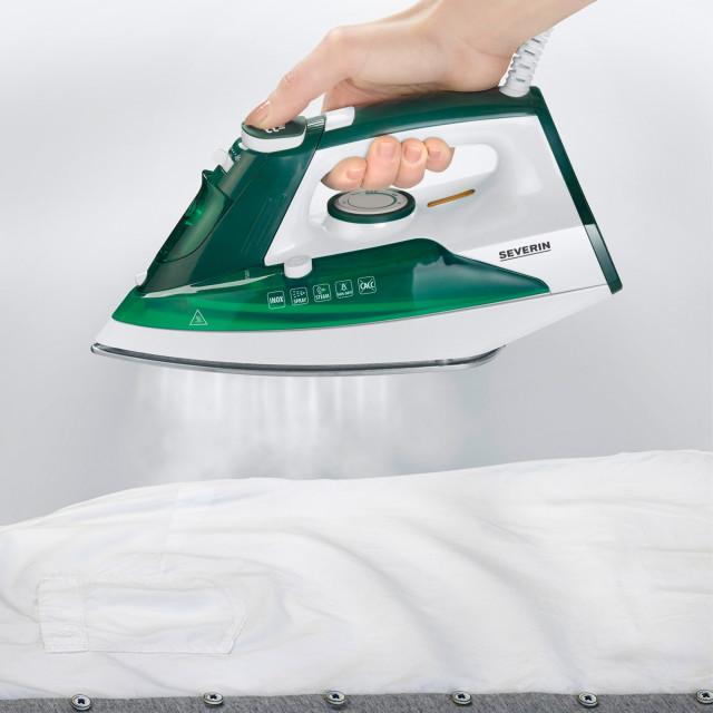 Severin Steam Iron, 2400W