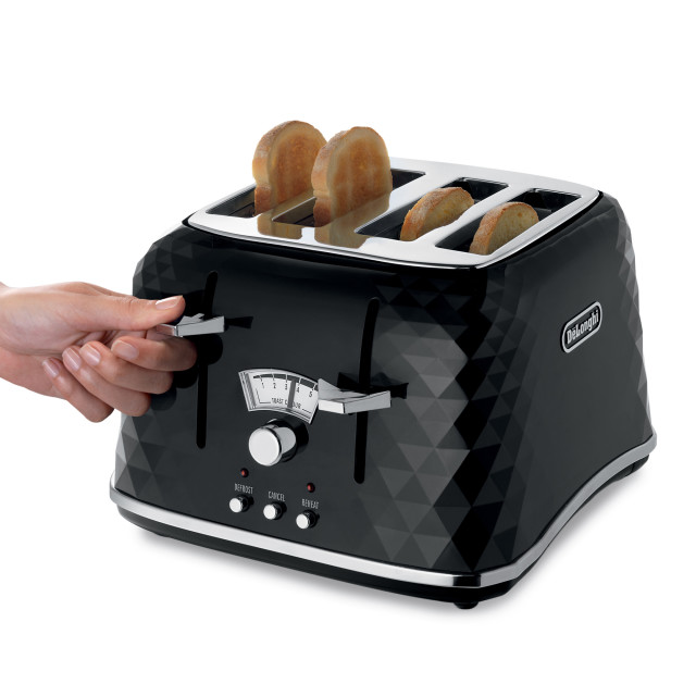 DeLonghi Brilliante 4-Slice Toaster, 1800W - Black
