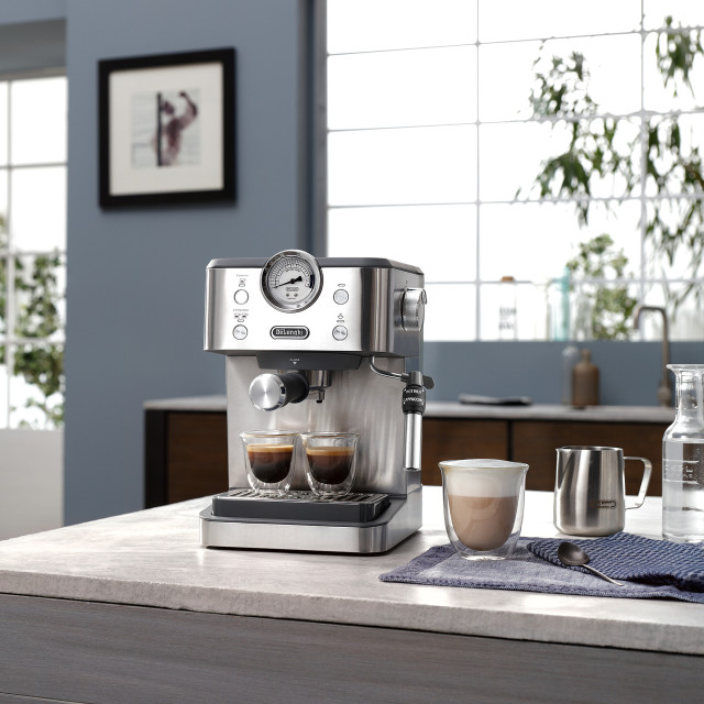 DeLonghi Classic Manual Espresso Coffee Machine, EM450.M