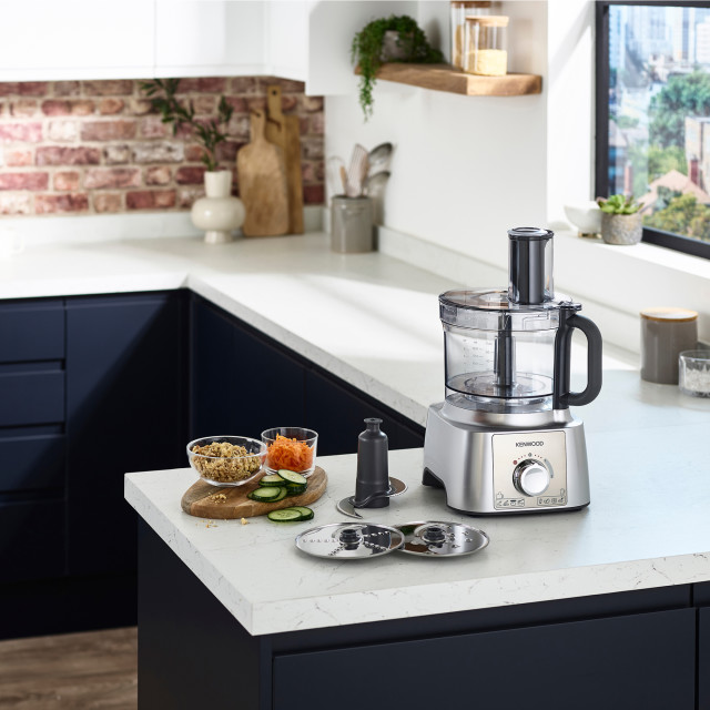 Kenwood Multipro Express Food Processor, FDP65.820SI