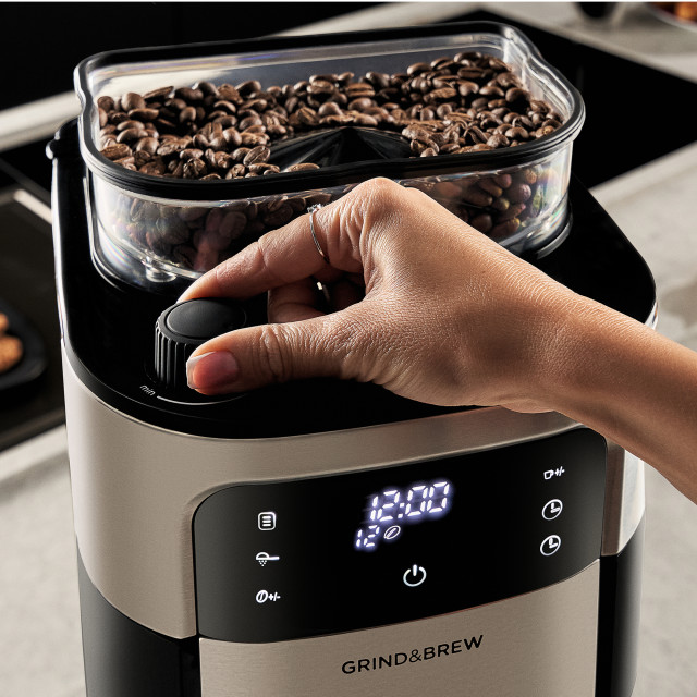 Kenwood Grind and Brew Drip Coffee Machine, CMM40.000BM