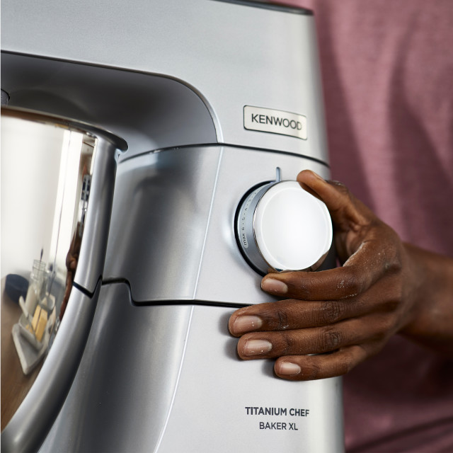 Kenwood Titanium Chef Baker Stand Mixer Super Pack, KVL85.594SI