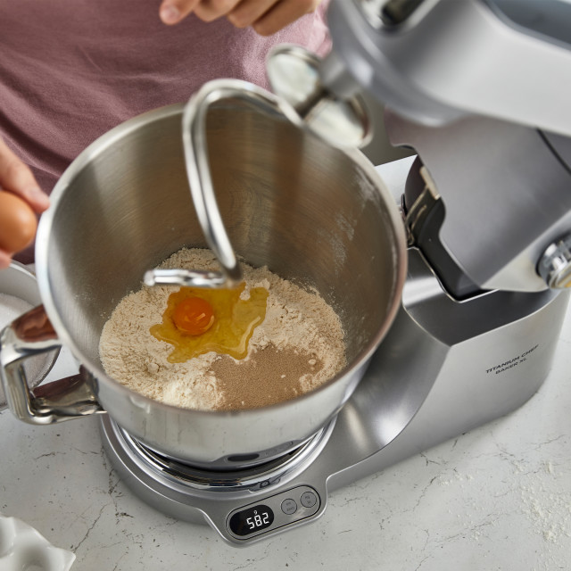 Kenwood Titanium Chef Baker Stand Mixer Super Pack, KVL85.594SI