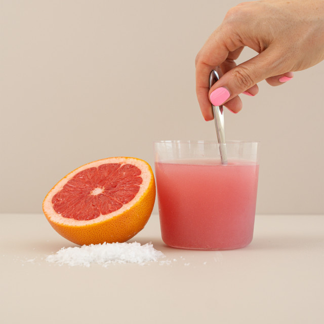 SANRAE The Daily Hydraete Salty Grapefruit Electrolyte Mix, 240g