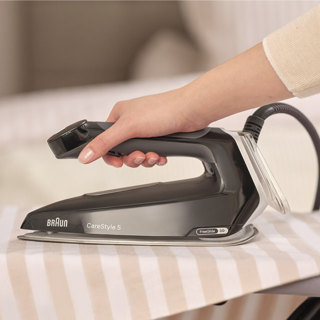 Braun CareStyle 5 Steam Station, 2400W