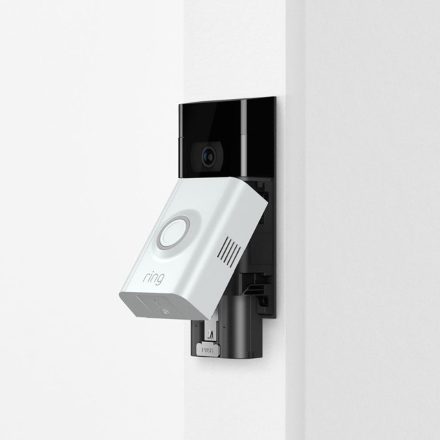 Ring Quick Release Battery Pack