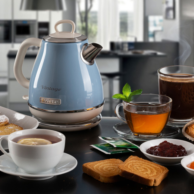 Ariete Vintage Cordless Electric Kettle, 1.7L - Blue