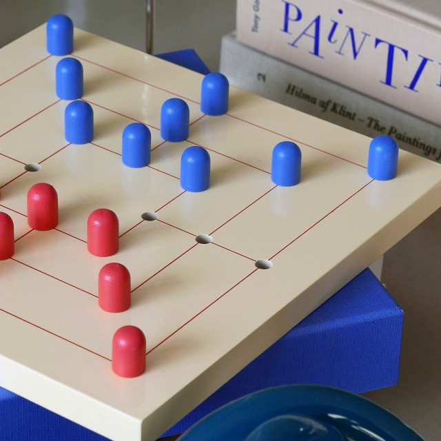 Printworks Classic Nine Men's Morris Board Game