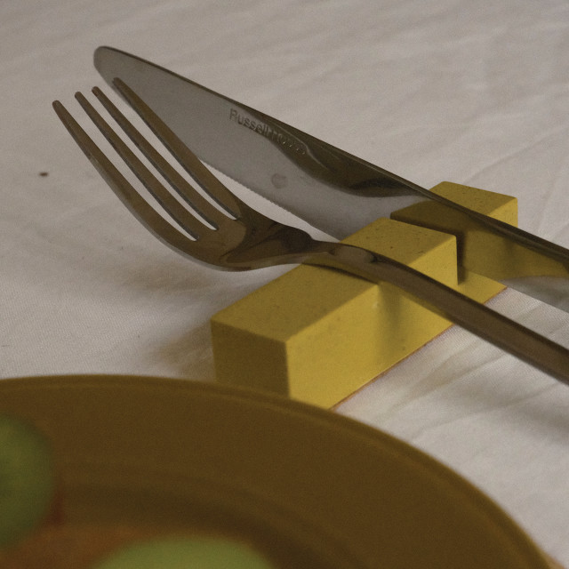 Alkaline Knife & Fork Rest - Lime