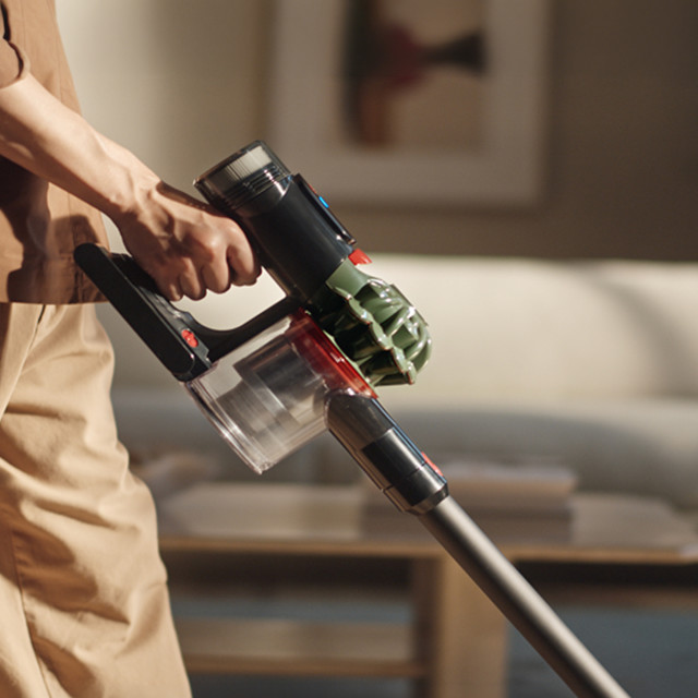 Dyson V8 Cyclone Cordless Vacuum Cleaner