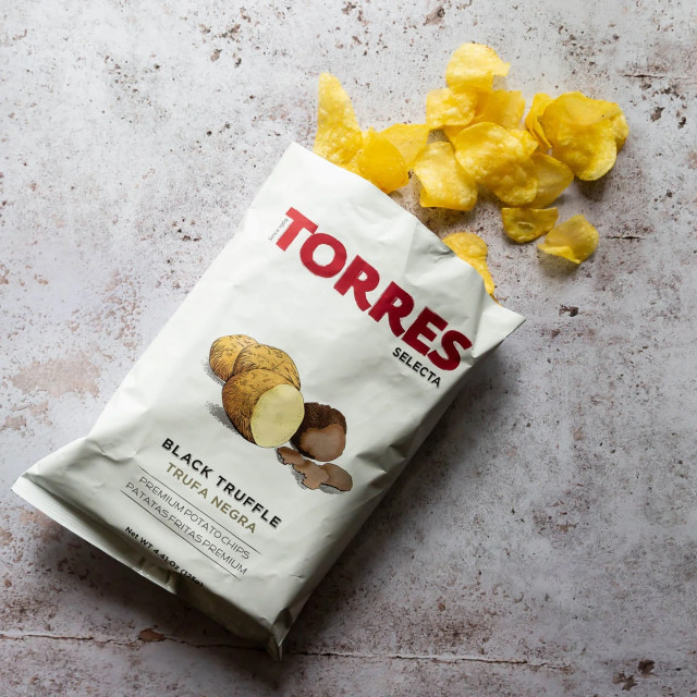 Torres Selecta Black Truffle Potato Chips - 125g