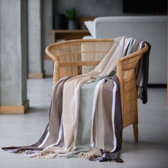 Aranda Protea Pinstripe Sunset Throw, 150cm x 200cm - Cocoa/Coffee
