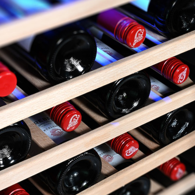 SnoMaster 28 Bottle Single Zone Wine Cooler