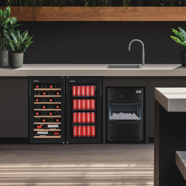 SnoMaster 28 Bottle Single Zone Wine Cooler