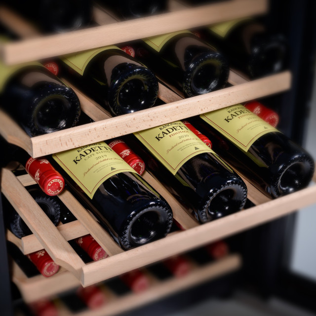 SnoMaster 50 Bottle Single Zone Wine Cooler