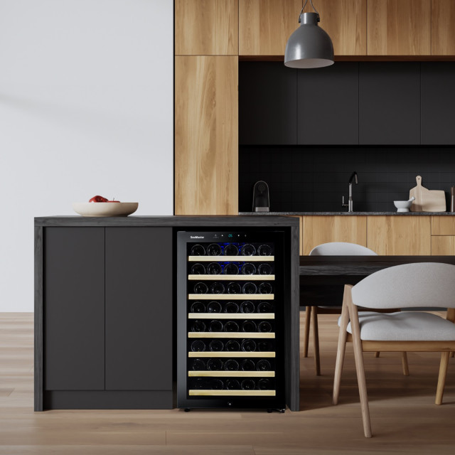 SnoMaster 50 Bottle Single Zone Wine Cooler