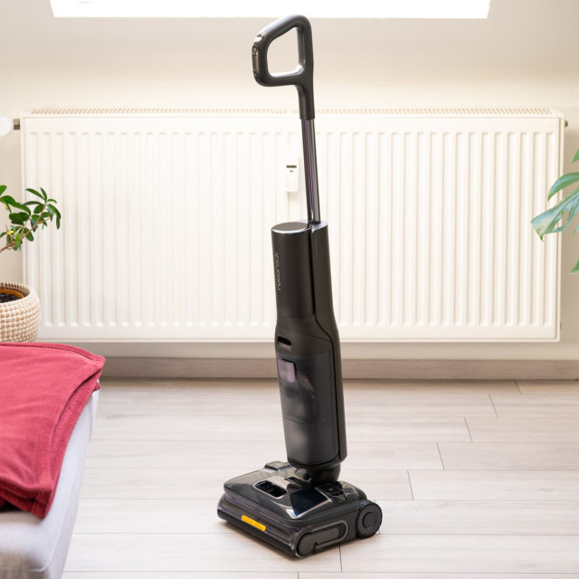 Roborock F25 Ultra All-in-One Wet & Dry Vacuum System