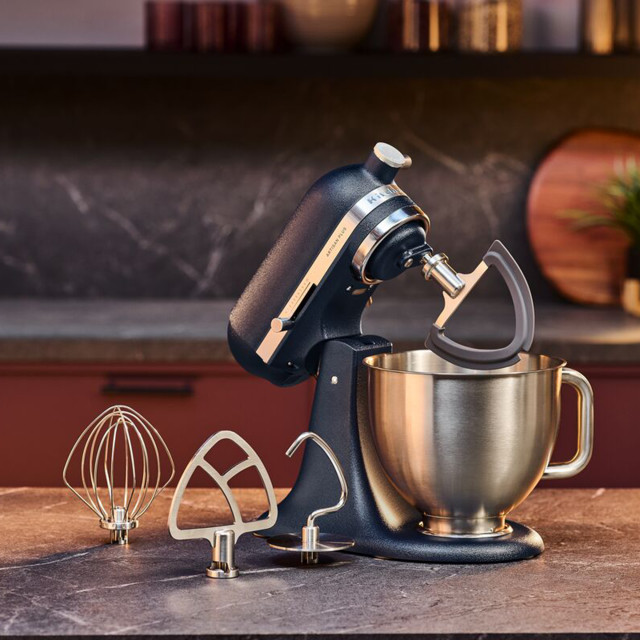 KitchenAid Artisan Plus 4.7L Tilt-Head Stand Mixer - Wild Blueberry