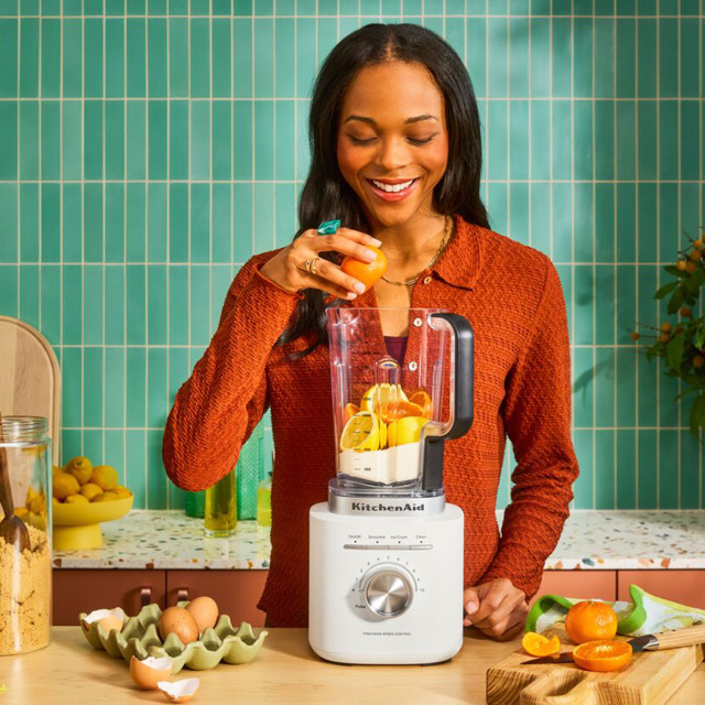 KitchenAid Pure Power Blender, 2L - Porcelain White
