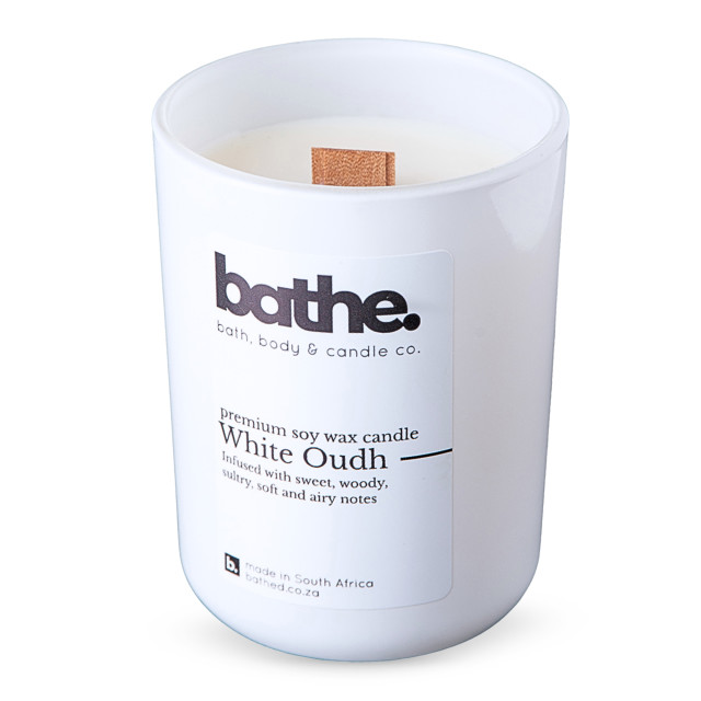 Bathe White Oudh Medium Candle, 250g - White
