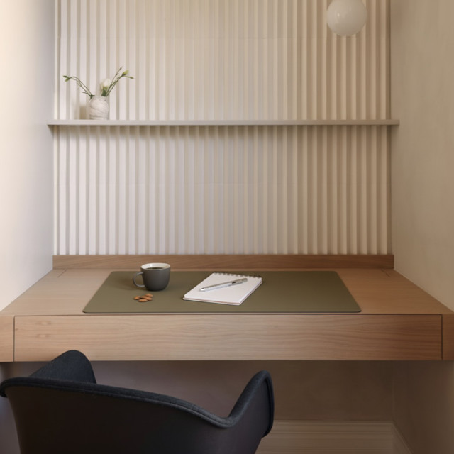 Vacavaliente Rectangular Desk Mat - Olive