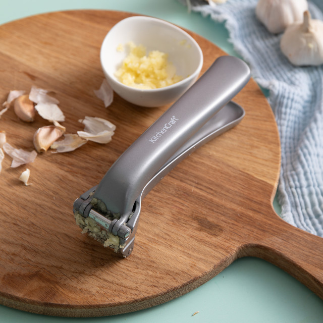 KitchenCraft Easy Clean Garlic Press with 360� Opening Mechanism