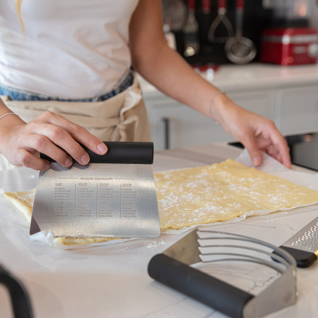 KitchenAid Stainless Steel Pastry Blender