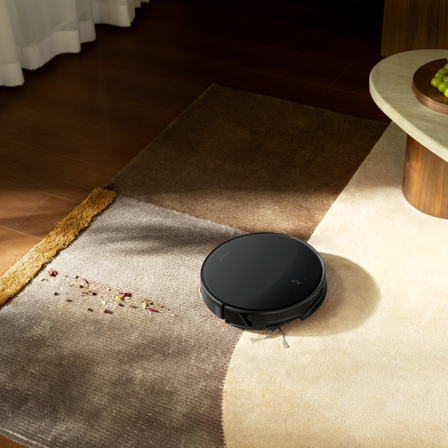 Roborock Saros 20 Ultimate AI Robot Vacuum & Mop