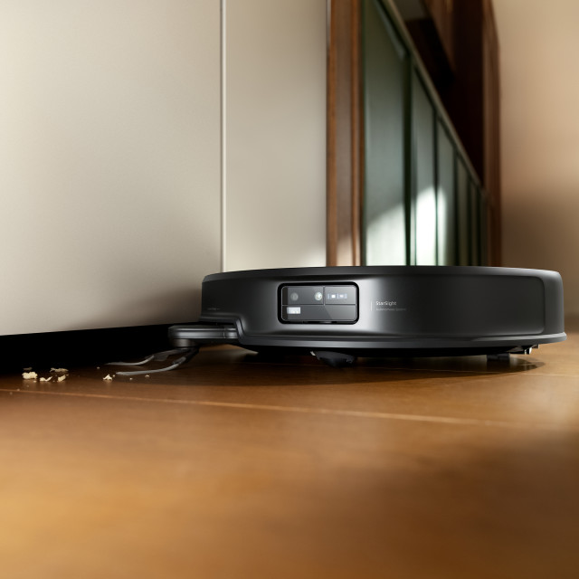 Roborock Saros 20 Ultimate AI Robot Vacuum & Mop
