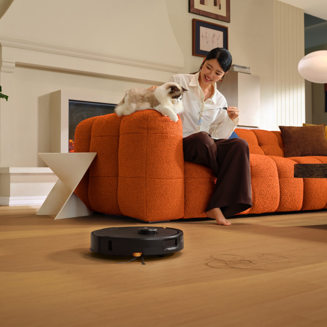 Roborock Qrevo 2 Pro Smart Self-Cleaning Robot Vacuum - Black