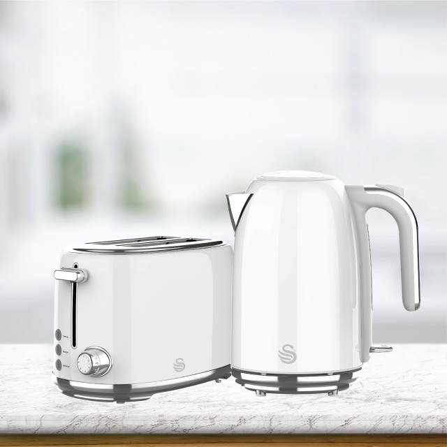 Swan Retro Glossy Kettle and 2-Slice Toaster Set - Pearl White
