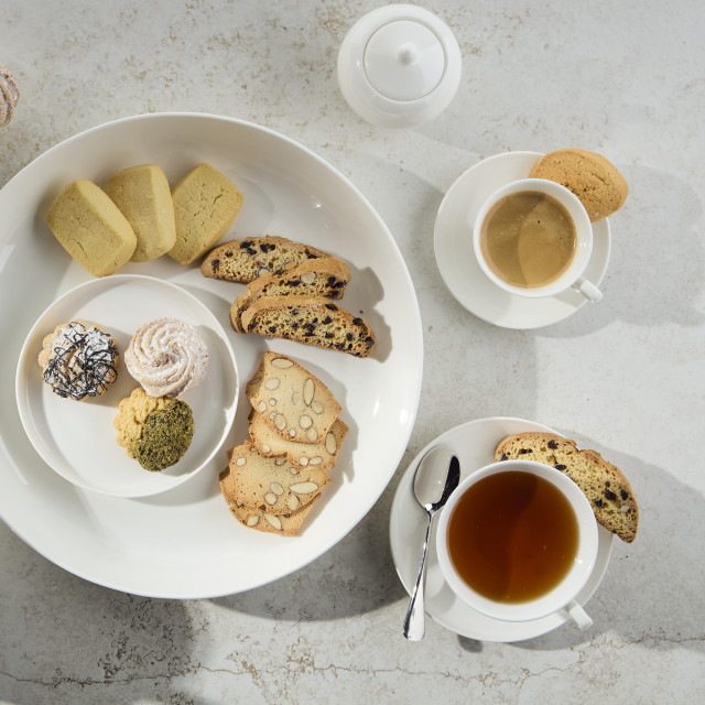Maxwell & Williams Cashmere Footed Cup & Saucer, Set of 4