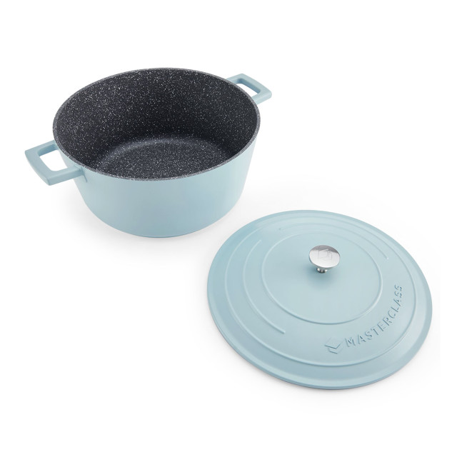 MasterClass Cast Aluminium Casserole Dish, 5L - Sky Blue