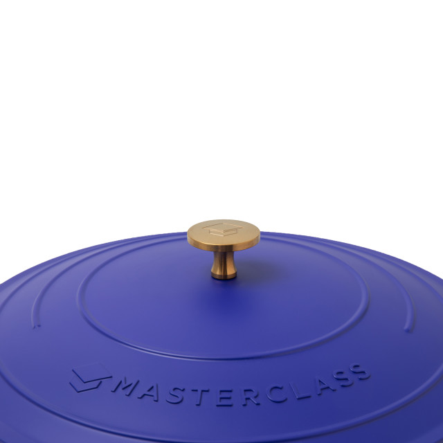 MasterClass Cast Aluminium Casserole Dish, 4L - Electric Blue