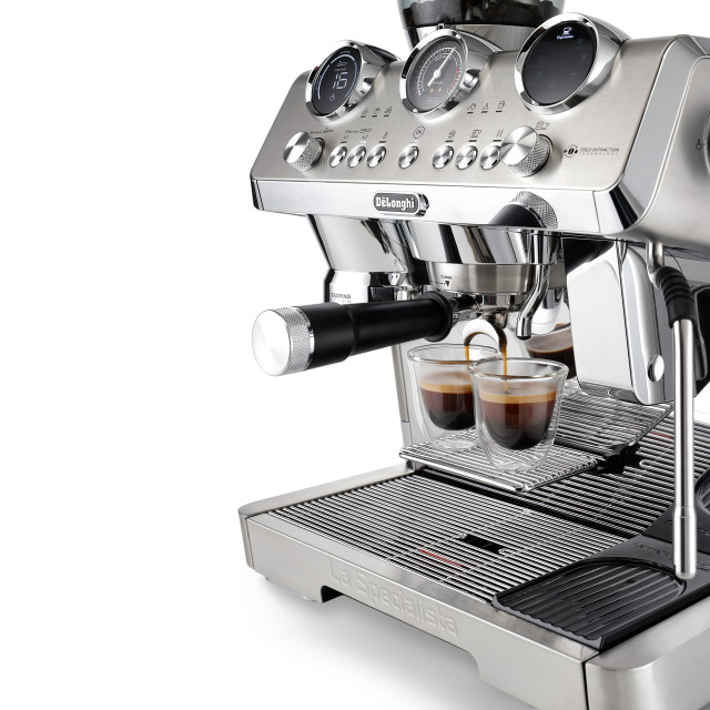 DeLonghi La Specialista Maestro Manual Pump Espresso Coffee Machine, EC9885.M