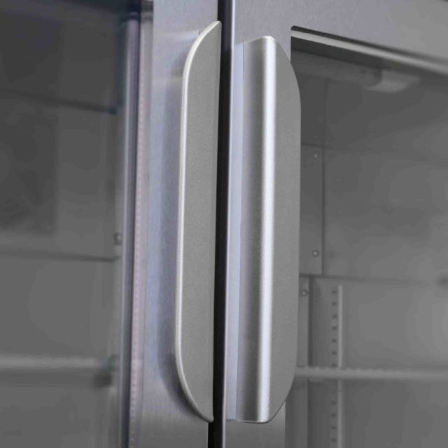 SnoMaster Under-Counter Beverage Cooler, 200L