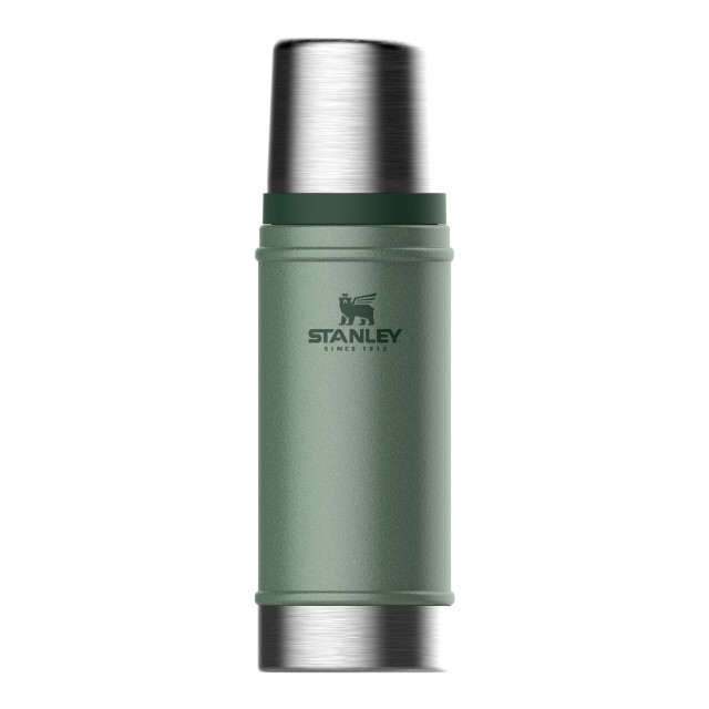 Angle image of Stanley Legendary Classic Flask, 470ml