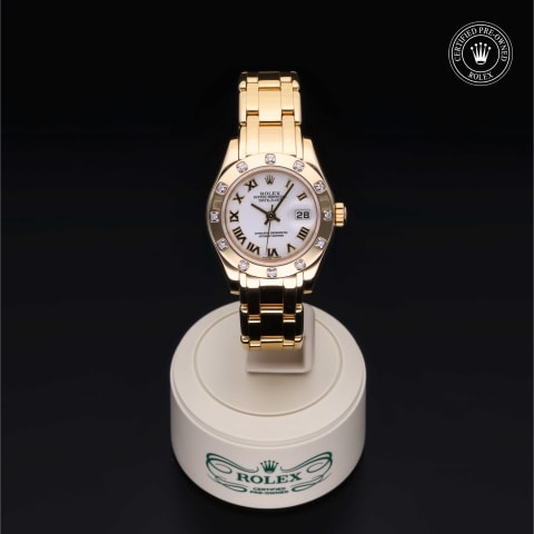 Oyster Perpetual Pearlmaster 29