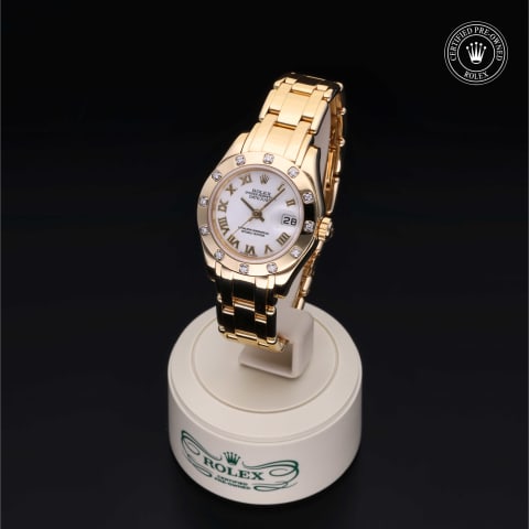 Oyster Perpetual Pearlmaster 29