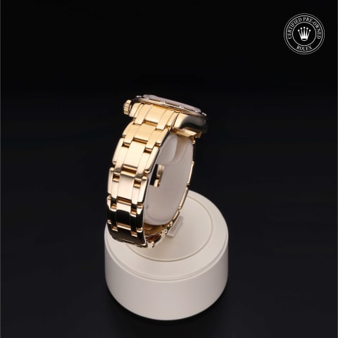 Oyster Perpetual Pearlmaster 29